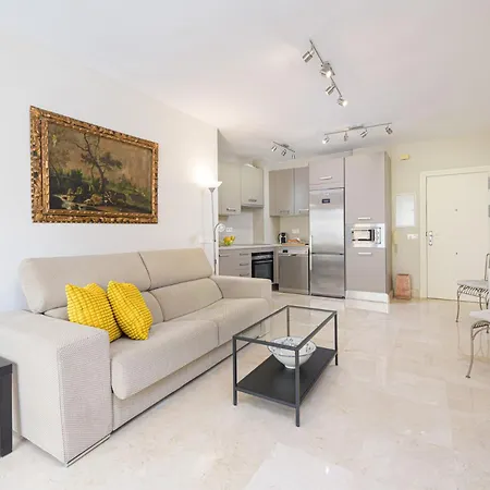 Apartment Holidays Maestranza In By Solaga