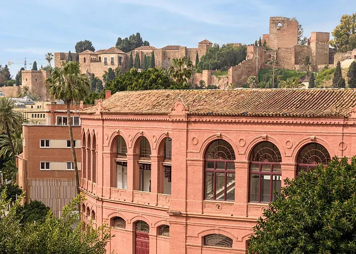 Apartment Holidays Maestranza In By Solaga
